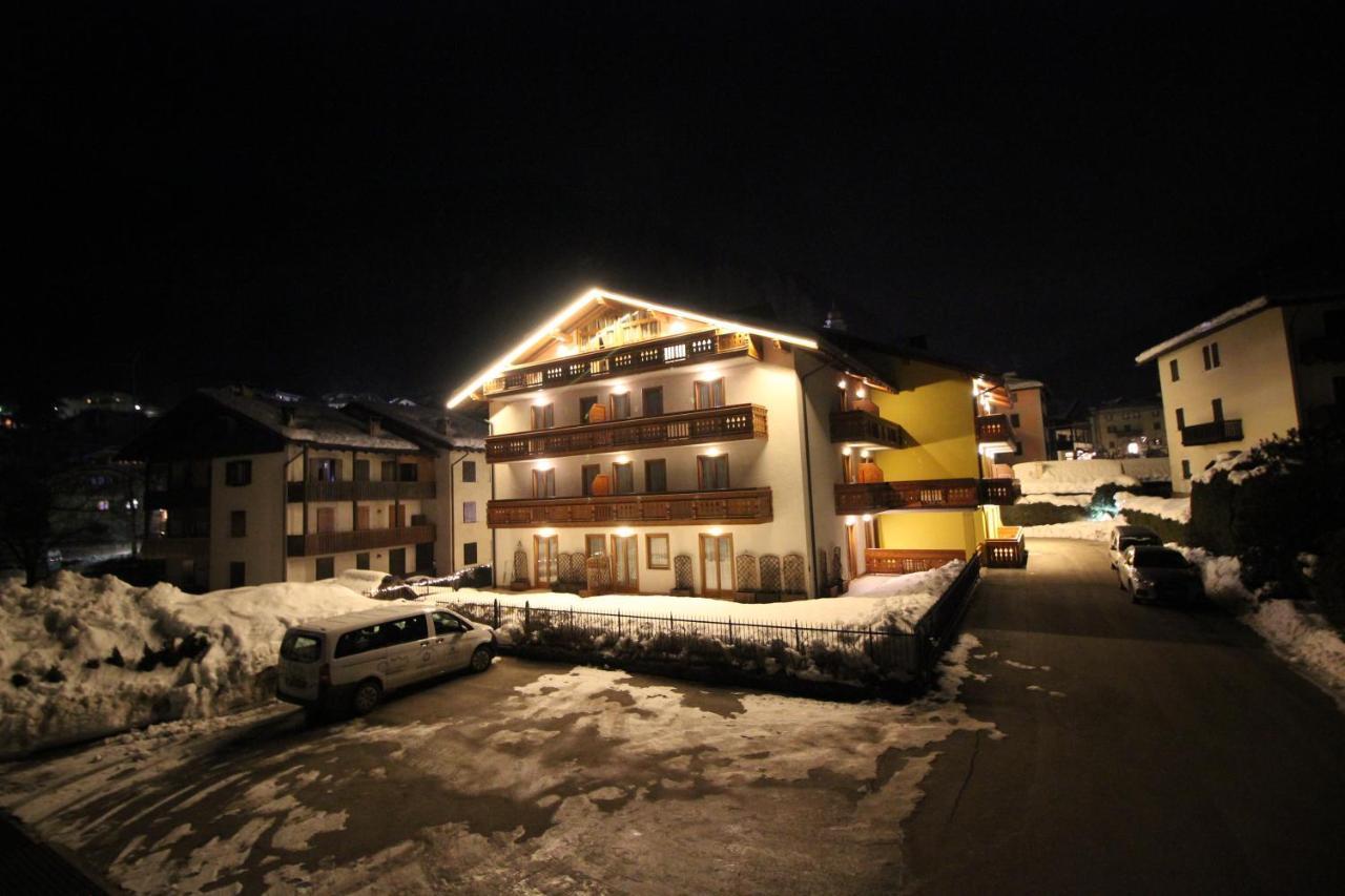 Park Residence Imperator Carisolo Kültér fotó