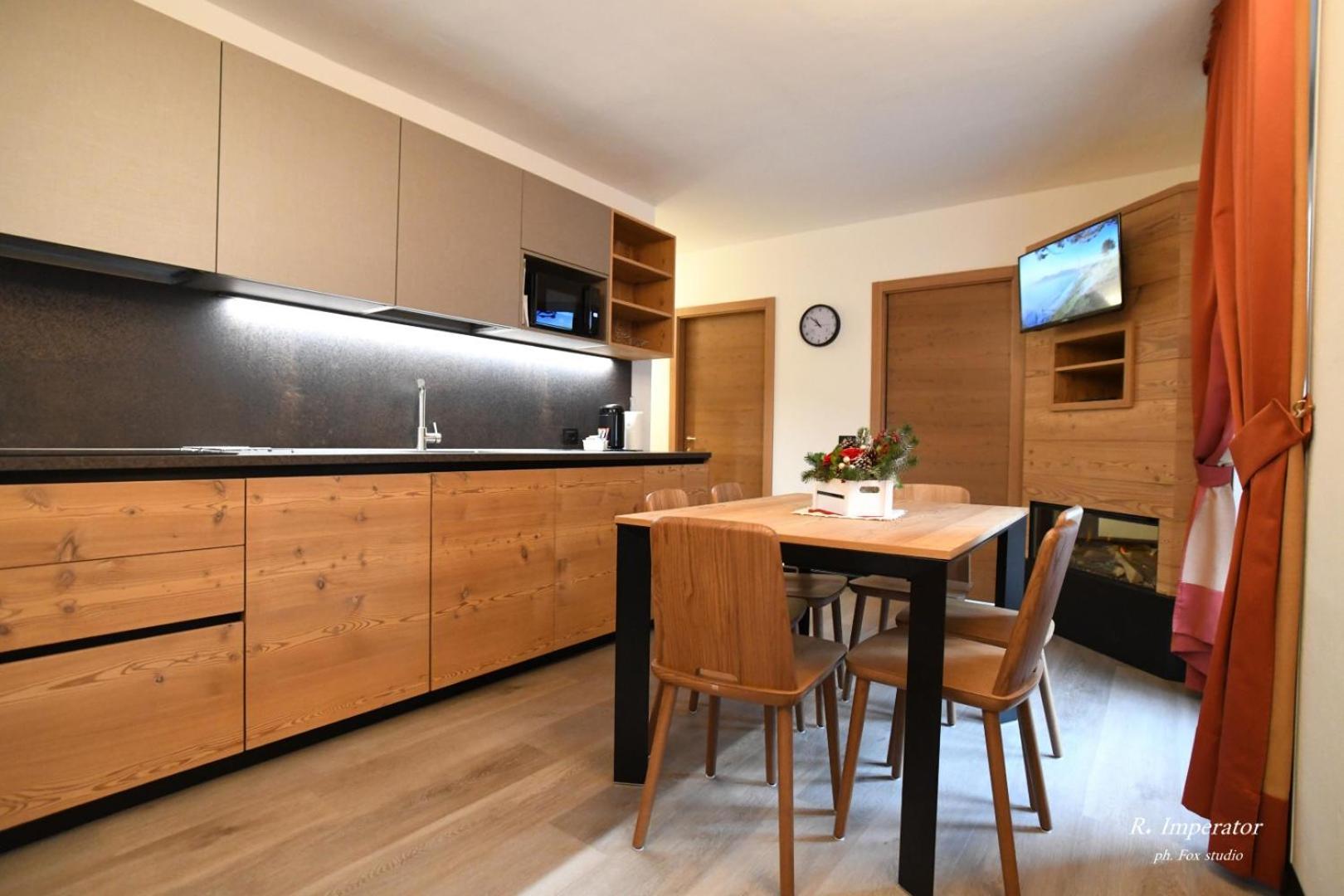 Park Residence Imperator Carisolo Kültér fotó