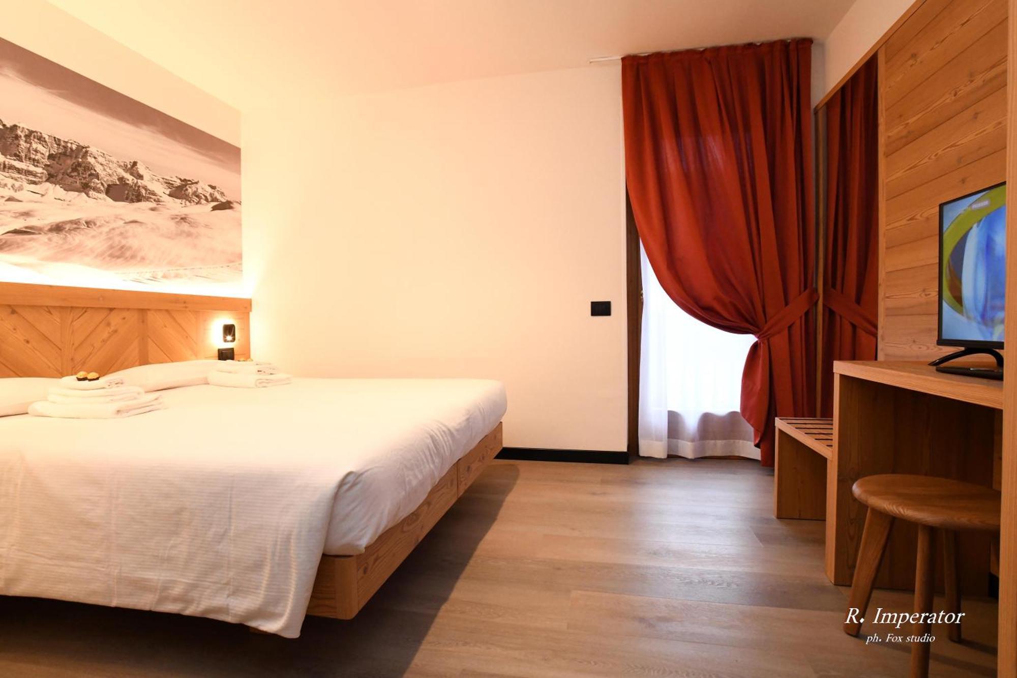 Park Residence Imperator Carisolo Kültér fotó